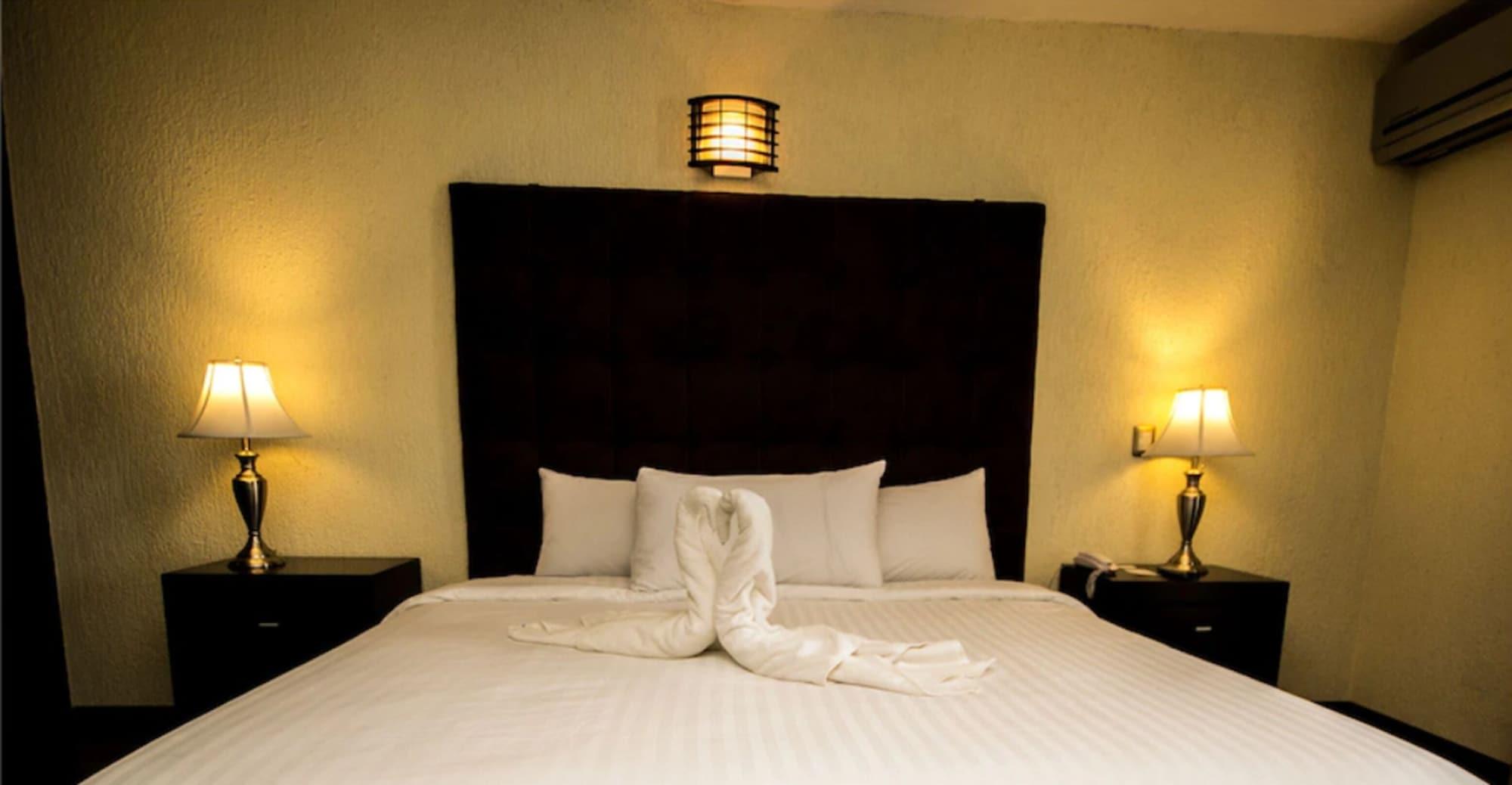 Hotel Gran Plaza & Convention Center Guanajuato Buitenkant foto
