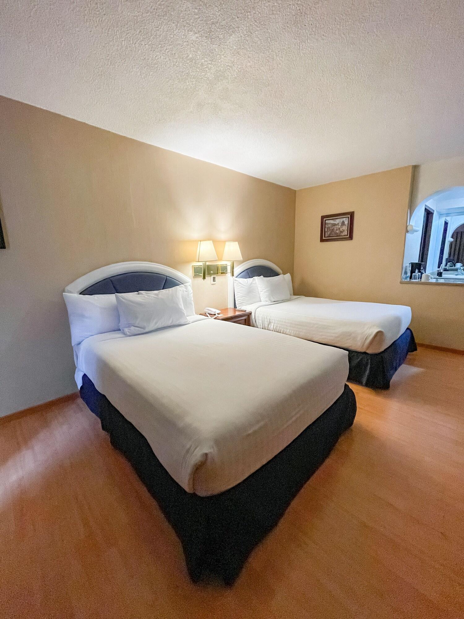 Hotel Gran Plaza & Convention Center Guanajuato Buitenkant foto