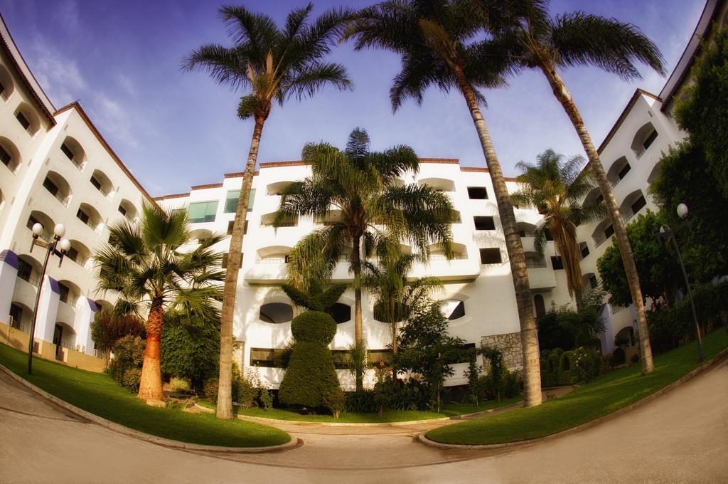 Hotel Gran Plaza & Convention Center Guanajuato Buitenkant foto