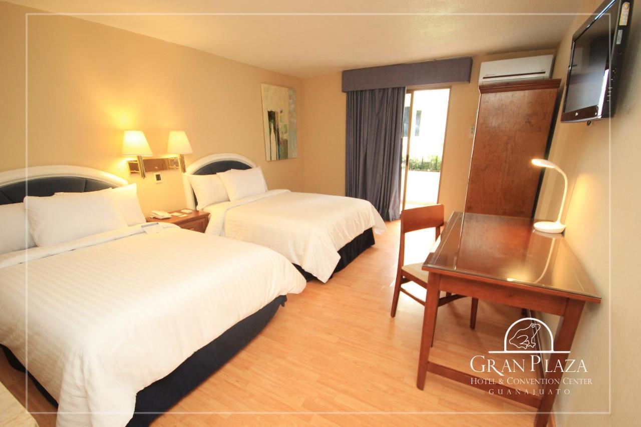 Hotel Gran Plaza & Convention Center Guanajuato Buitenkant foto
